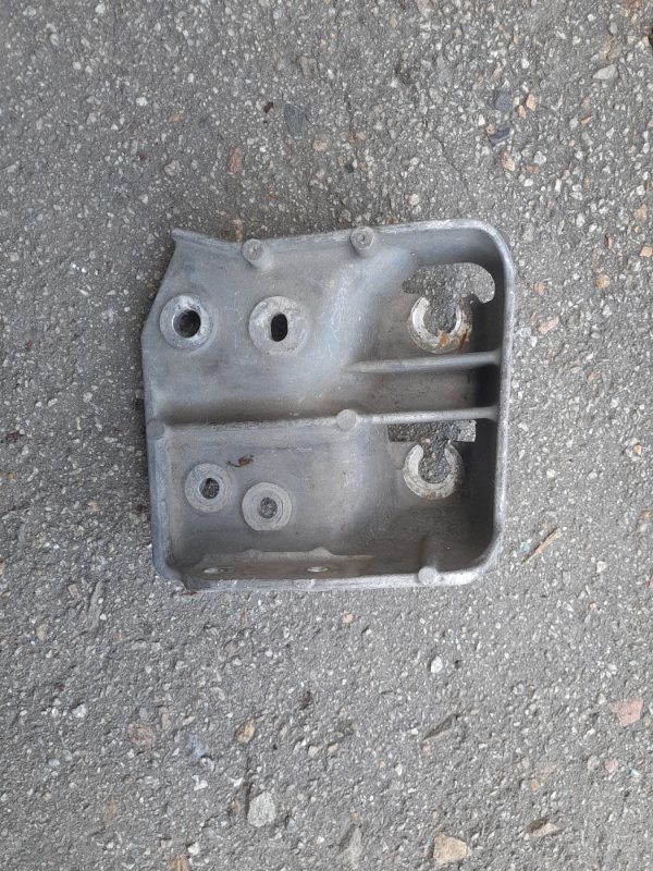 Подушка двигателя левая LEGACY 09-15 BM 2011 Седан 2.5 EJ253