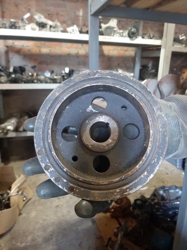 Шкив коленвала TOYOTA COROLLA 150 06-13 Б/У