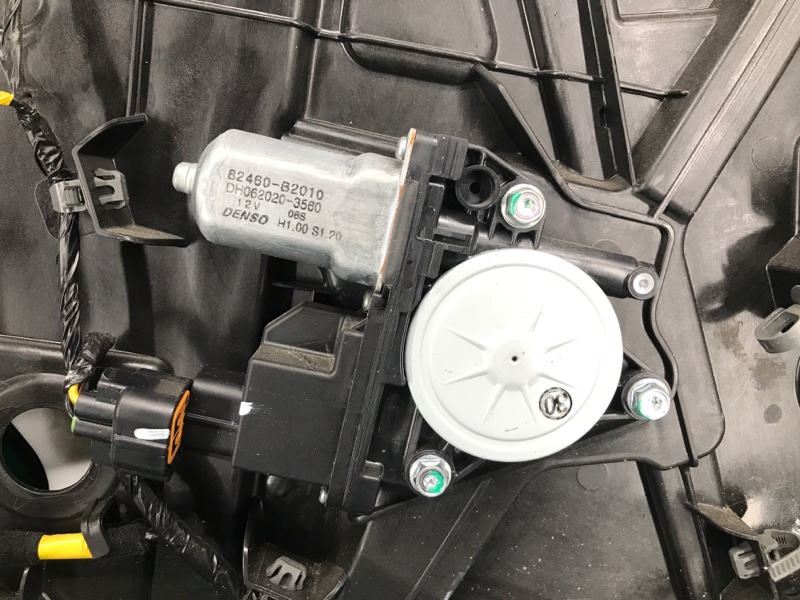 Стеклоподъемник передний правый KIA SOUL PS 13-19 PS 2.0 G4NC Стеклоподъемник передний правый KIA SOUL PS 13-19 PS 2.0 G4NC