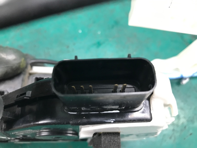 Замок двери передний правый SOUL PS 13-19 2016 PS 2.0 G4NC Замок двери передний правый SOUL PS 13-19 2016 PS 2.0 G4NC