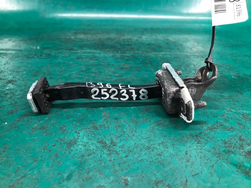 Запчасть ограничитель двери передний левый KIA SOUL PS 13-19 2016 PS 2.0 G4NC 79380-B2000 Б/У Ограничитель двери передний левый KIA SOUL PS 13-19 2016 PS 2.0 G4NC 79380-B2000 Б/У