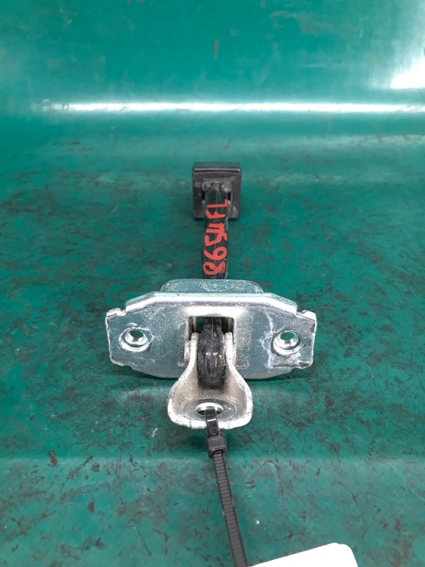 Ограничитель двери передний левый ASX / OUTLANDER SPORT 10-21 2015 Внедорожник 2.0 4B11