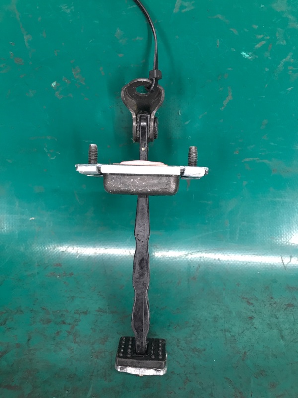 Ограничитель двери передний правый SOUL PS 13-19 2016 PS 2.0 G4NC Ограничитель двери передний правый SOUL PS 13-19 2016 PS 2.0 G4NC