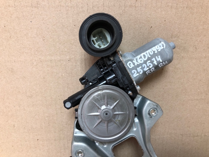 Стеклоподъемник задний правый QX60/JX35 12-20 2016 L50 3.5 VQ35DE