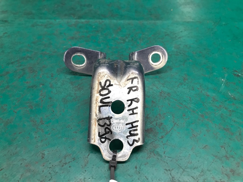 Петля двери нижняя передняя правая KIA SOUL PS 13-19 PS 2.0 G4NC