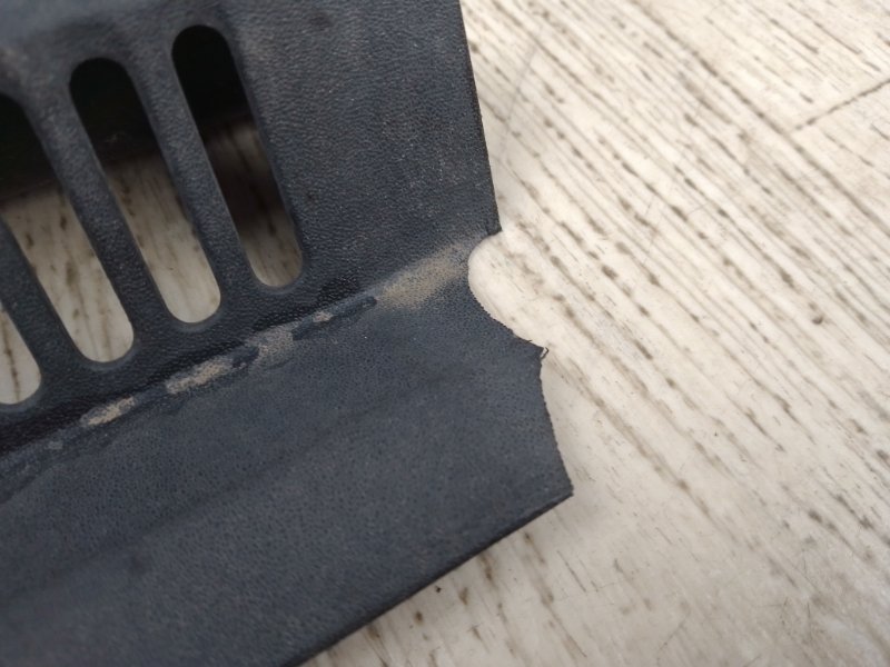 Пластик под лобовое стекло / Жабо правый JETTA USA 10-17 2016 162 1.4 CZTA