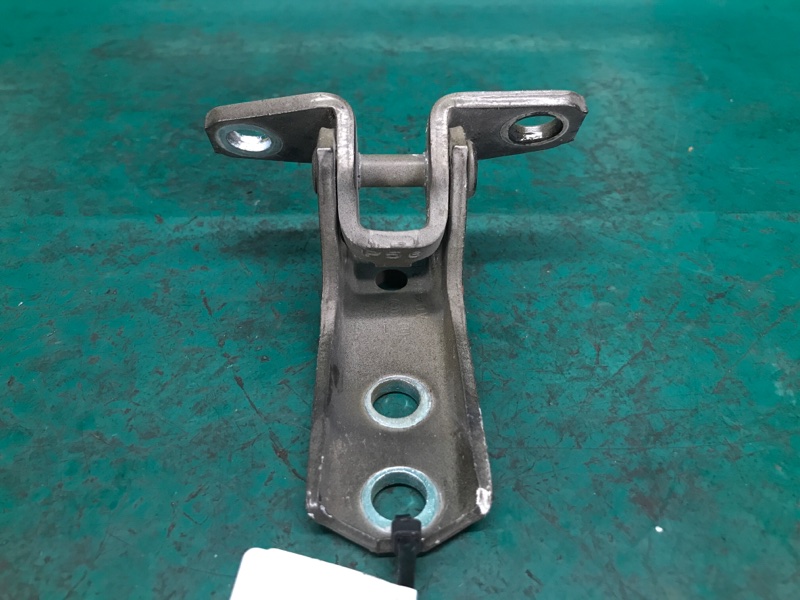 Петля двери нижняя передняя правая ASX / OUTLANDER SPORT 10-21 2015 Внедорожник 2.0 4B11