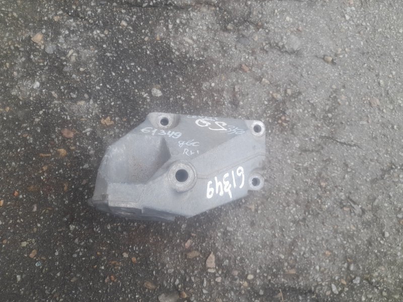Кронштейн двигателя GS350 GS300 05-11 Кронштейн двигателя GS350 GS300 05-11