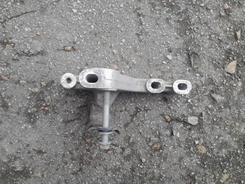 Кронштейн двигателя ES350 06-12