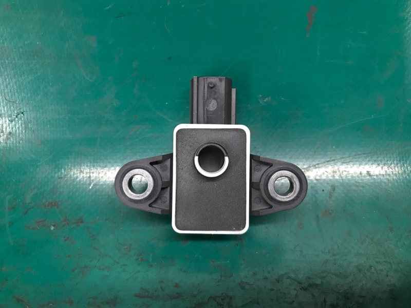 Датчик удара передний правый SOUL PS 13-19 2016 PS 2.0 G4NC Датчик удара передний правый SOUL PS 13-19 2016 PS 2.0 G4NC