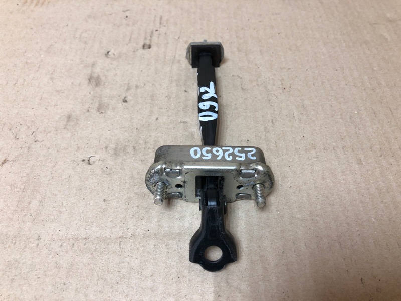 Ограничитель двери задний правый QX60/JX35 12-20 2016 L50 3.5 VQ35DE Ограничитель двери задний правый QX60/JX35 12-20 2016 L50 3.5 VQ35DE