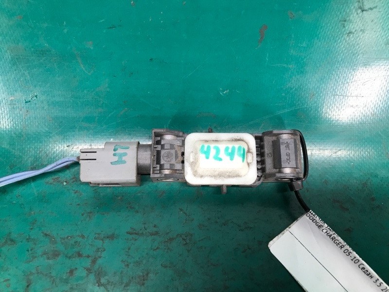 Датчик удара передний DODGE CHARGER 05-10 Седан 3.5 EGG Датчик удара передний DODGE CHARGER 05-10 Седан 3.5 EGG