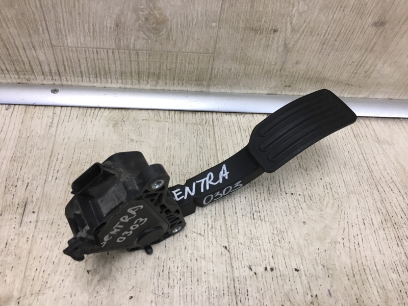 Запчасть педаль газа NISSAN SENTRA B17 12-21 2017 B17 1.8 MRA8DE 18002-3RA0A Б/У Педаль газа NISSAN SENTRA B17 12-21 2017 B17 1.8 MRA8DE 18002-3RA0A Б/У