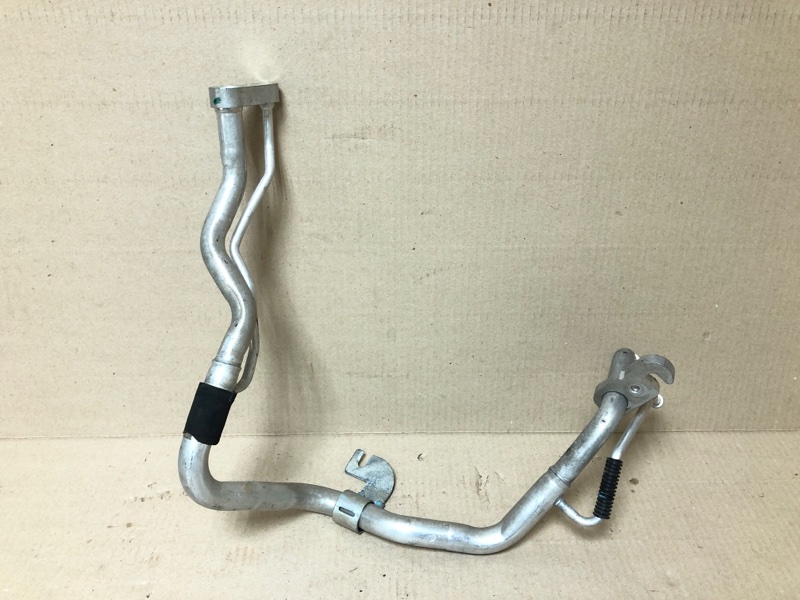 Трубка кондиционера QX60/JX35 12-20 2016 L50 3.5 VQ35DE