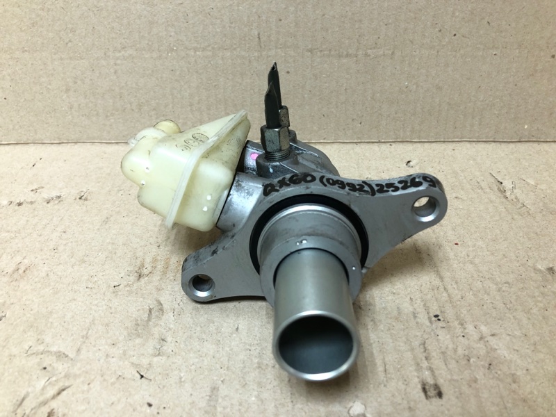 Главный тормозной цилиндр QX60/JX35 12-20 2016 L50 3.5 VQ35DE