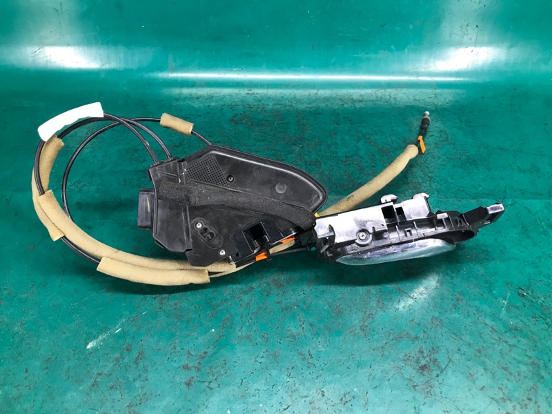 Замок двери задний правый SENTRA B17 12-21 2015 Седан 1.8 MRA8DE Замок двери задний правый SENTRA B17 12-21 2015 Седан 1.8 MRA8DE