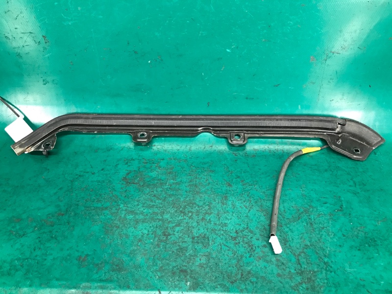 Датчик открытия багажника правый RX300/330/350/400 03-09 2007 Внедорожник 3.5 2GR-FE