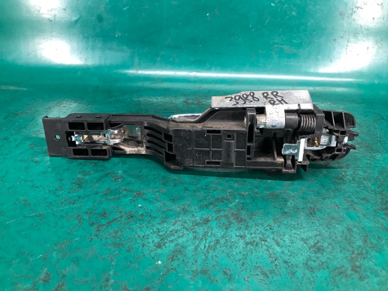 Ручка двери наружная задняя правая SENTRA B17 12-21 2015 Седан 1.8 MRA8DE Ручка двери наружная задняя правая SENTRA B17 12-21 2015 Седан 1.8 MRA8DE