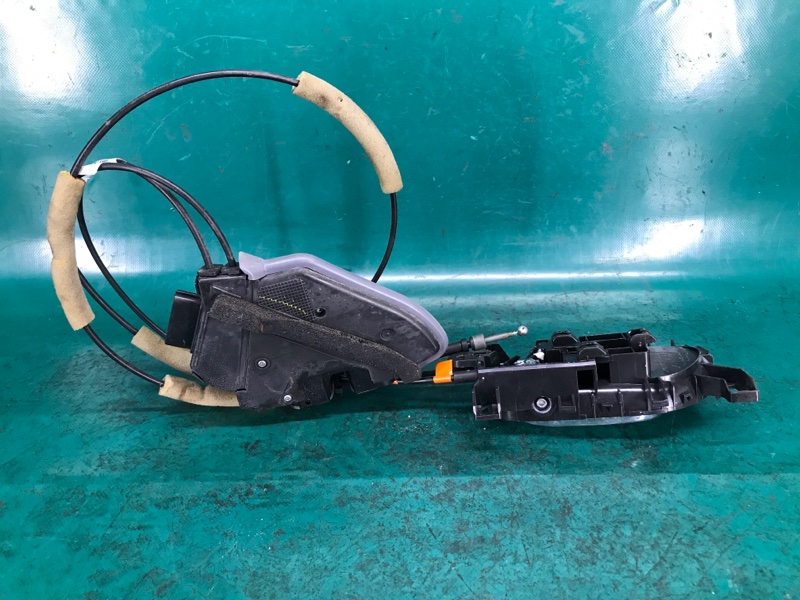 Замок двери передний правый SENTRA B17 12-21 2015 Седан 1.8 MRA8DE