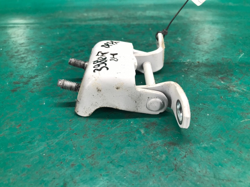 Петля двери верхняя задняя правая SENTRA B17 12-21 2015 Седан 1.8 MRA8DE