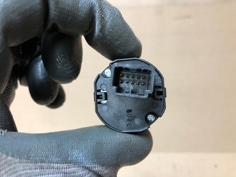 Кнопка QX60/JX35 12-20 2016 L50 3.5 VQ35DE