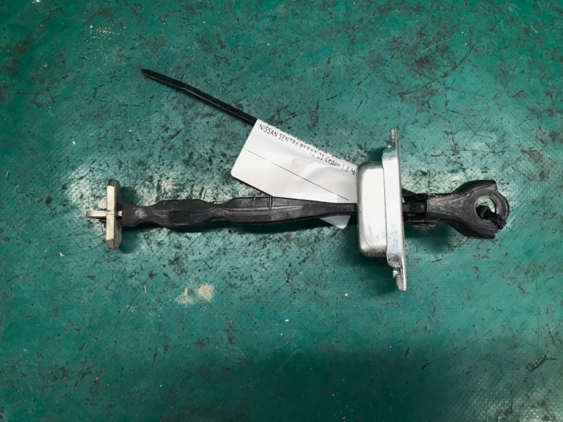 Ограничитель двери передний правый NISSAN SENTRA B17 12-21 Седан 1.8 MRA8DE