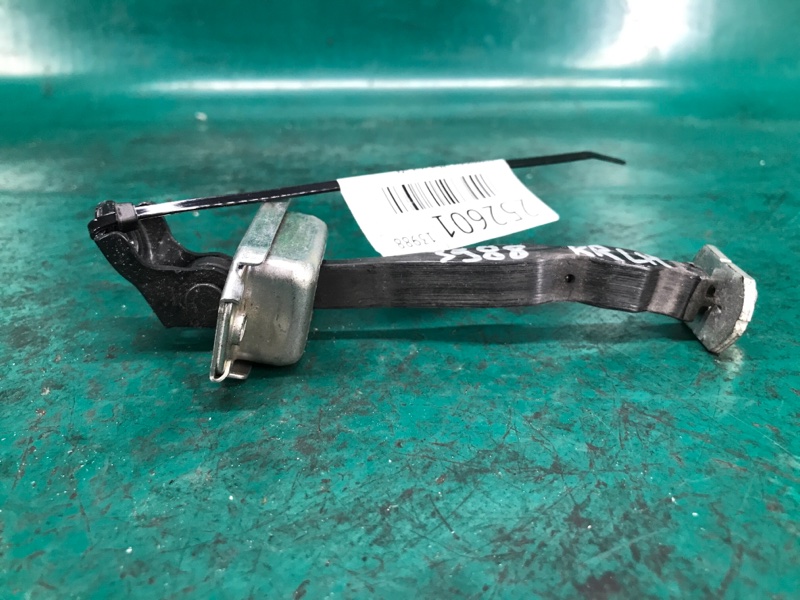 Ограничитель двери задний левый SENTRA B17 12-21 2015 Седан 1.8 MRA8DE Ограничитель двери задний левый SENTRA B17 12-21 2015 Седан 1.8 MRA8DE