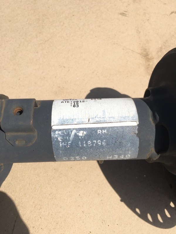 Амортизатор передний правый RIO UB 2011-2017 2012 UB 1.6 G4FD