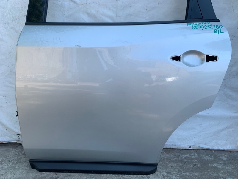 Дверь задняя левая NISSAN PATHFINDER R52 12-21 R52 3.5