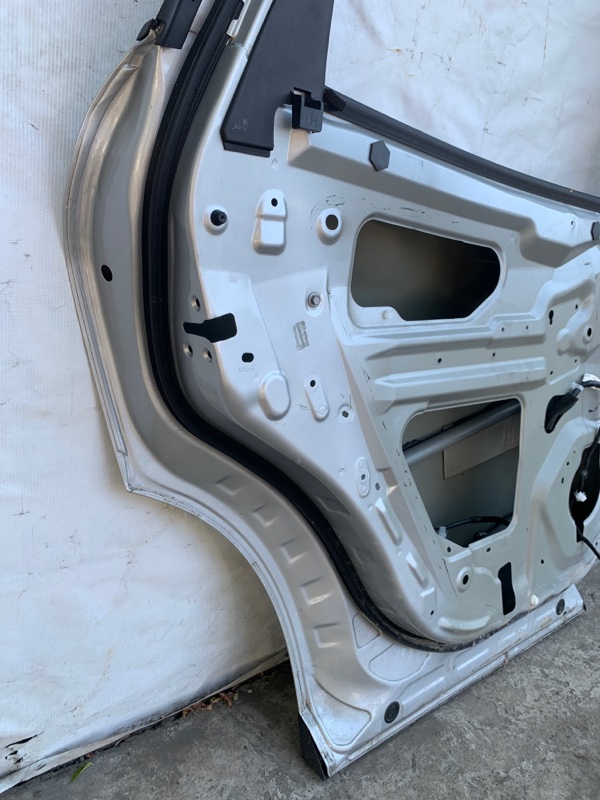 Дверь задняя левая PATHFINDER R52 12-21 2020 R52 3.5