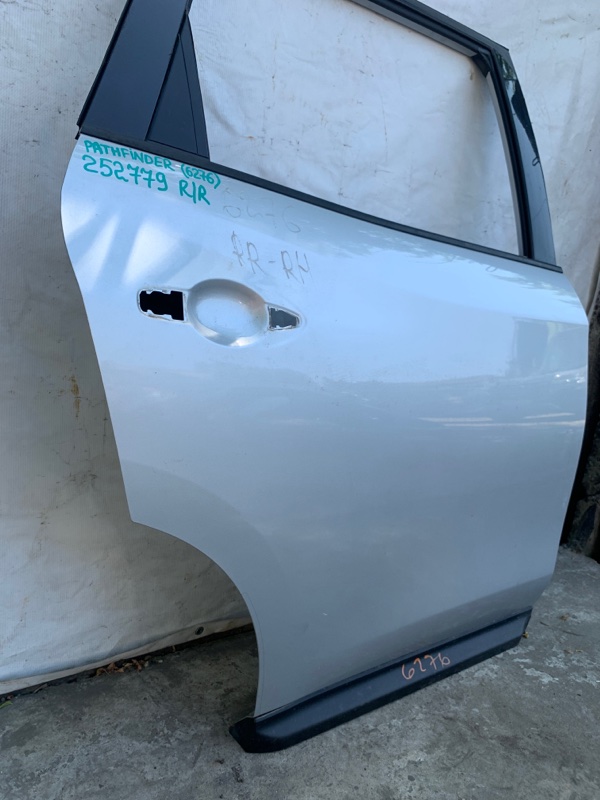 Дверь задняя правая PATHFINDER R52 12-21 2020 R52 3.5