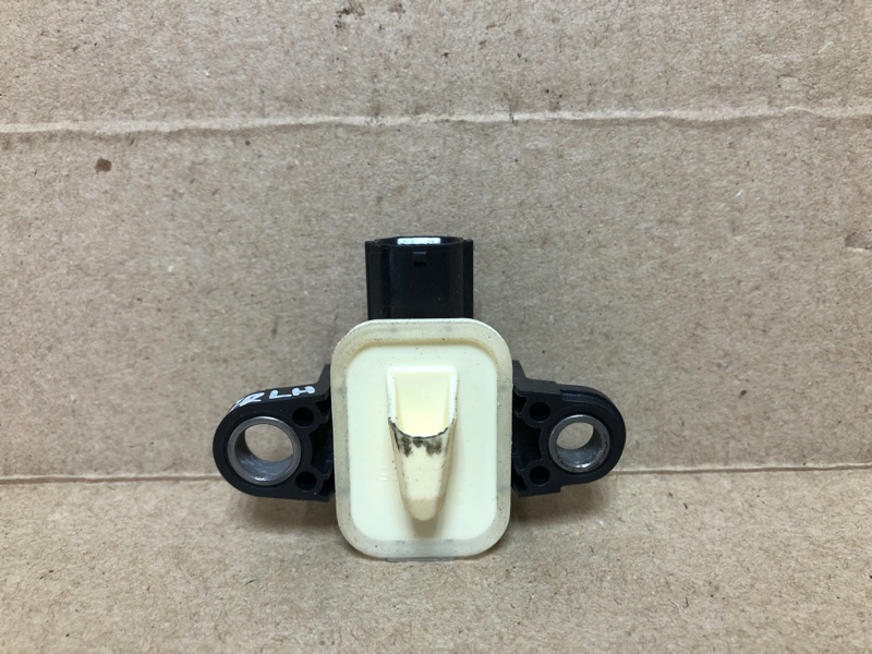 Датчик удара передний левый INFINITI QX60/JX35 12-20 L50 3.5 VQ35DE