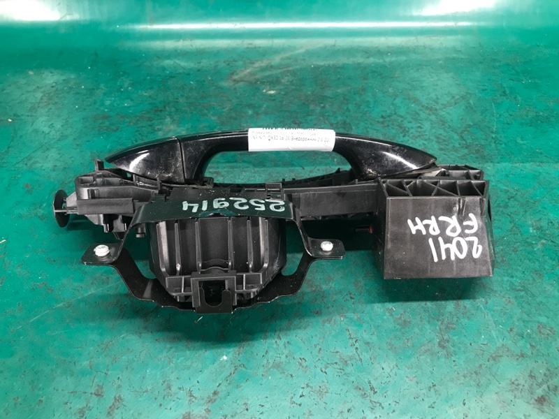 Ручка двери наружная передняя правая INFINITI QX30 16-20 Внедорожник 2.0 20PET Ручка двери наружная передняя правая INFINITI QX30 16-20 Внедорожник 2.0 20PET