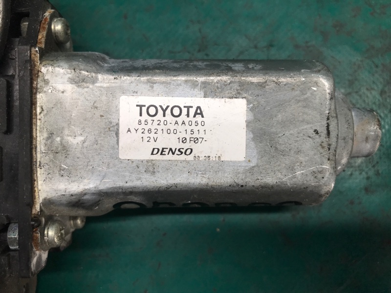 Моторчик стеклоподъемника задний правый TOYOTA CAMRY 30 02-06 Седан 2.4 2AZFE
