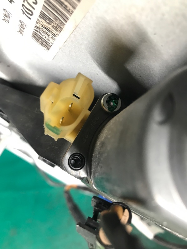 Стеклоподъемник задний левый KIA SORENTO XM 09-14 Внедорожник 2.4 G4KE Стеклоподъемник задний левый KIA SORENTO XM 09-14 Внедорожник 2.4 G4KE