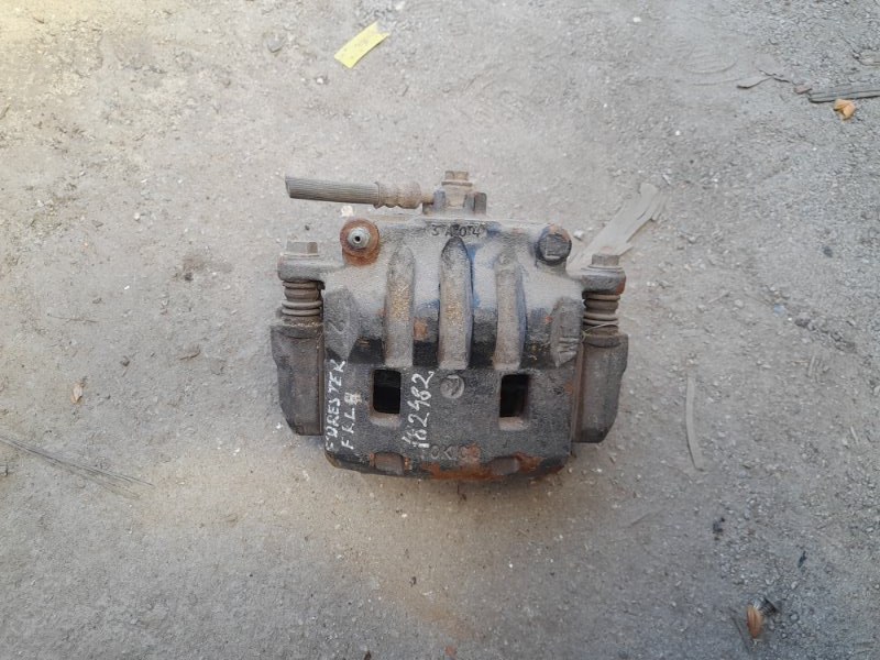 Суппорт тормозной передний левый SUBARU FORESTER SG 02-07 26292SA010 Б/У