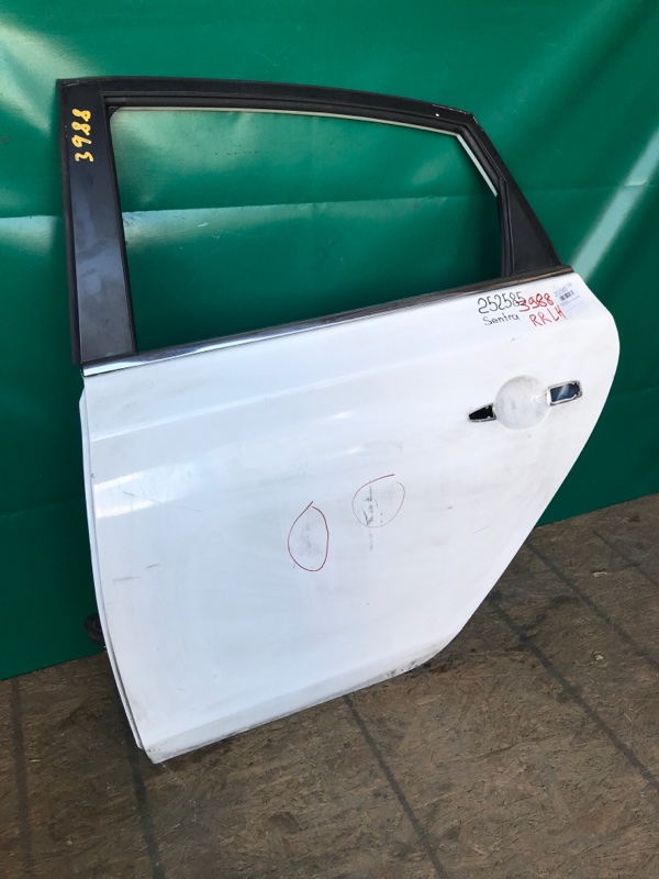 Дверь задняя левая NISSAN SENTRA B17 12-21 Седан 1.8 MRA8DE