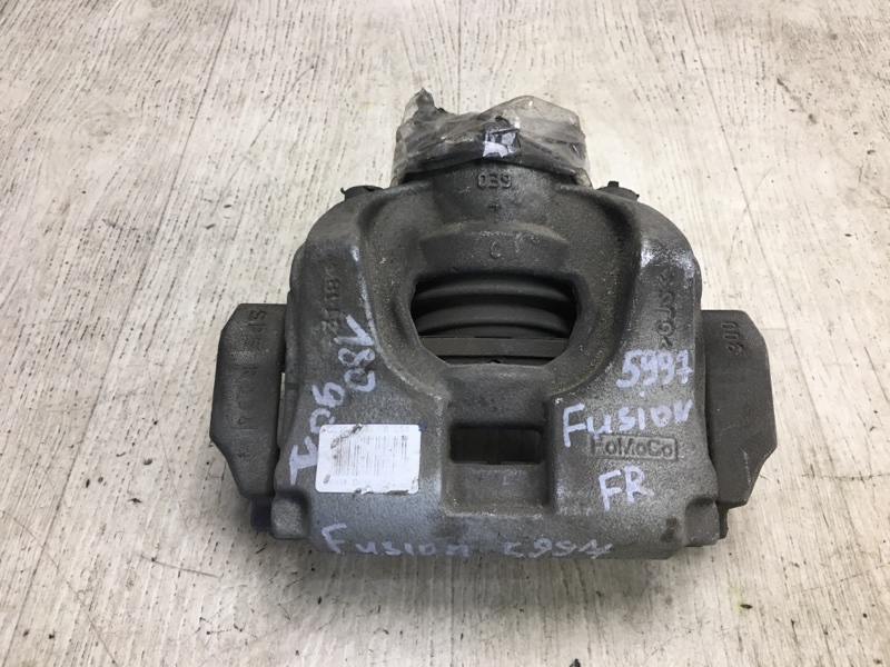 Суппорт тормозной передний правый FORD FUSION 14- 2013 CD4 C25HDEX DG9Z-2B120-A Б/У