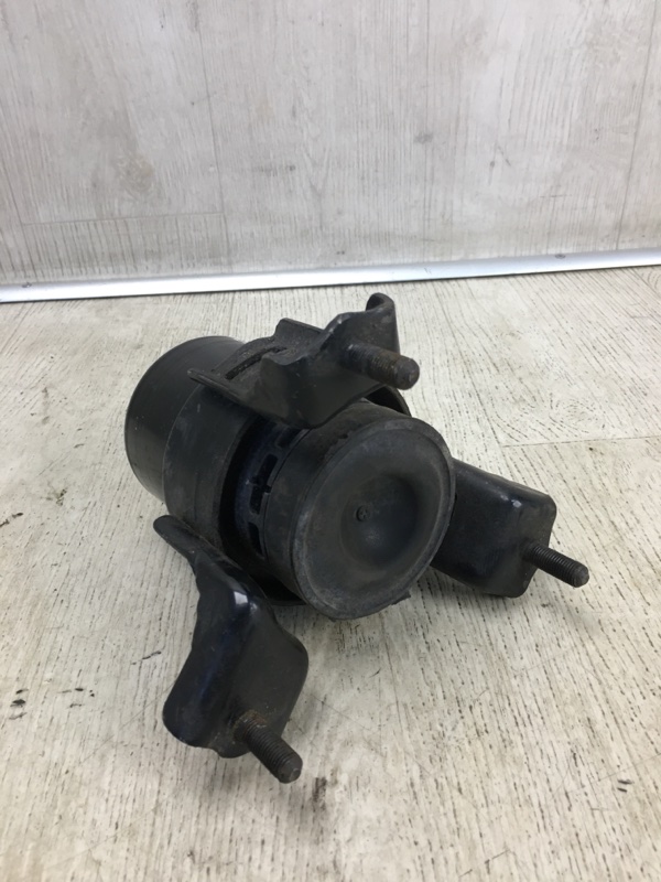 Подушка двигателя передняя AVALON 05-12