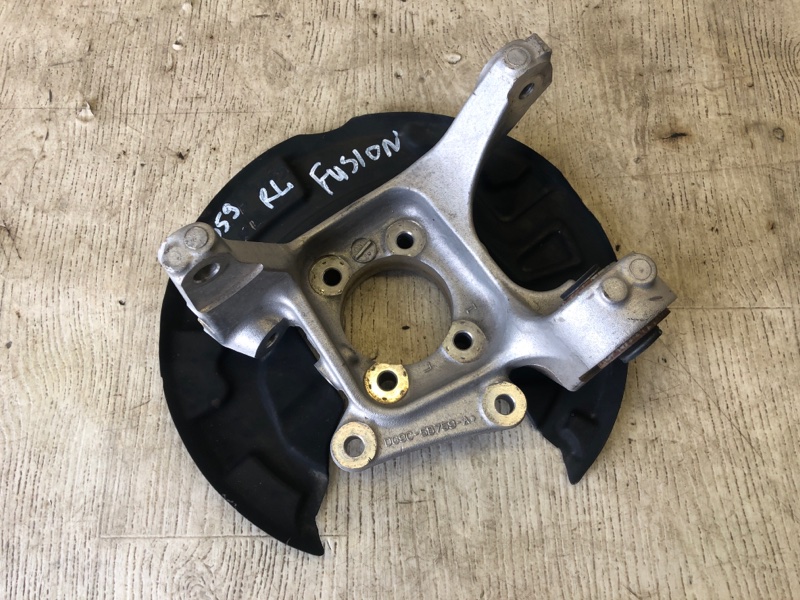 Запчасть цапфа задняя левая FORD FUSION 14- 2013 CD4 C20HDTX DG9Z-5B759-A Б/У Цапфа задняя левая FORD FUSION 14- 2013 CD4 C20HDTX DG9Z-5B759-A Б/У