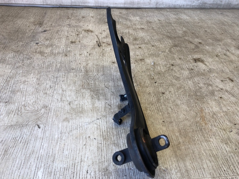 Рычаг задней подвески продольный левый HYUNDAI TUCSON LM 09-15 LM 2.0 G4KD Рычаг задней подвески продольный левый HYUNDAI TUCSON LM 09-15 LM 2.0 G4KD