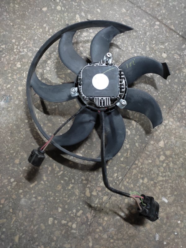 Мотор вентилятора охлаждения передний левый JETTA USA 10-17