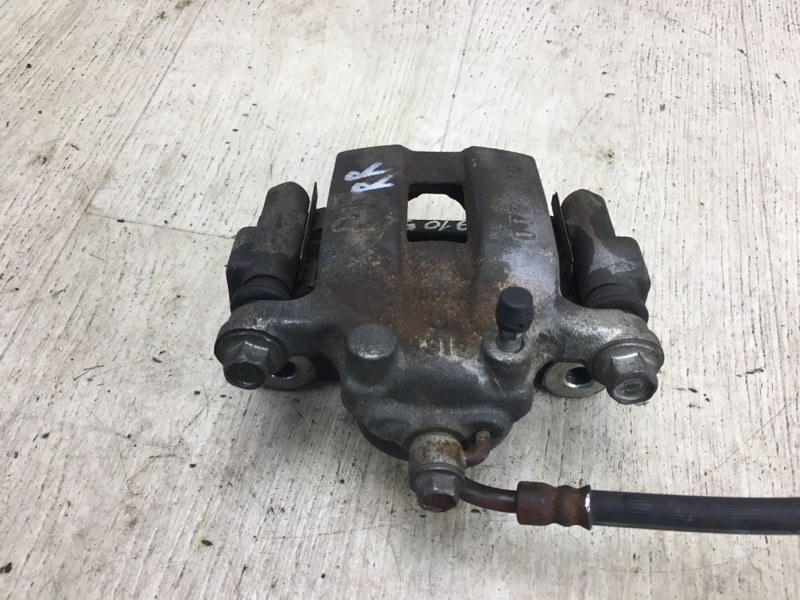 Суппорт тормозной задний правый G25/G35/G37/Q40 06-14