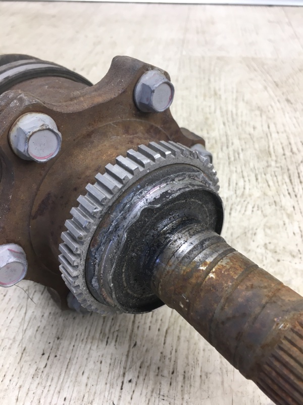 Привод задний задний правый G25/G35/G37/Q40 06-14