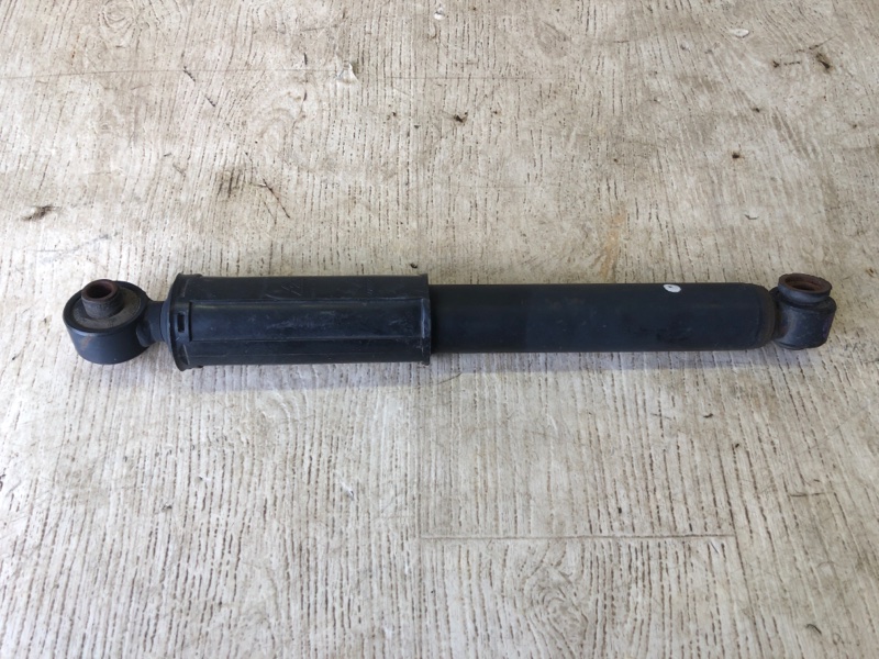 Амортизатор задний KIA RIO UB 2011-2017 2012 UB 1.6 G4FD 55300-1W200 Б/У