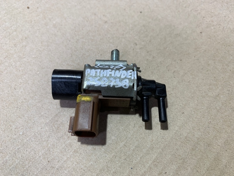 Клапан электромагнитный (вакуумный) NISSAN PATHFINDER R52 12-21 2020 R52 3.5 14955-9S00A Б/У