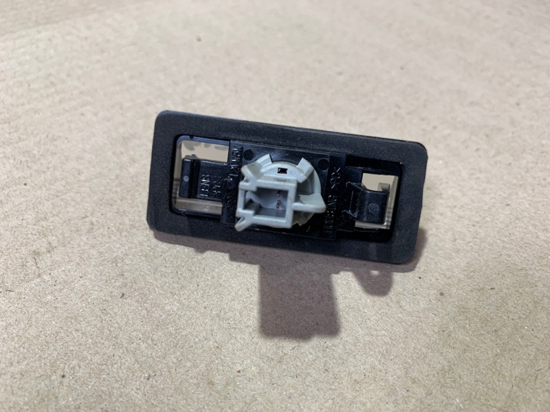 Подсветка номера NISSAN PATHFINDER R52 12-21 R52 3.5