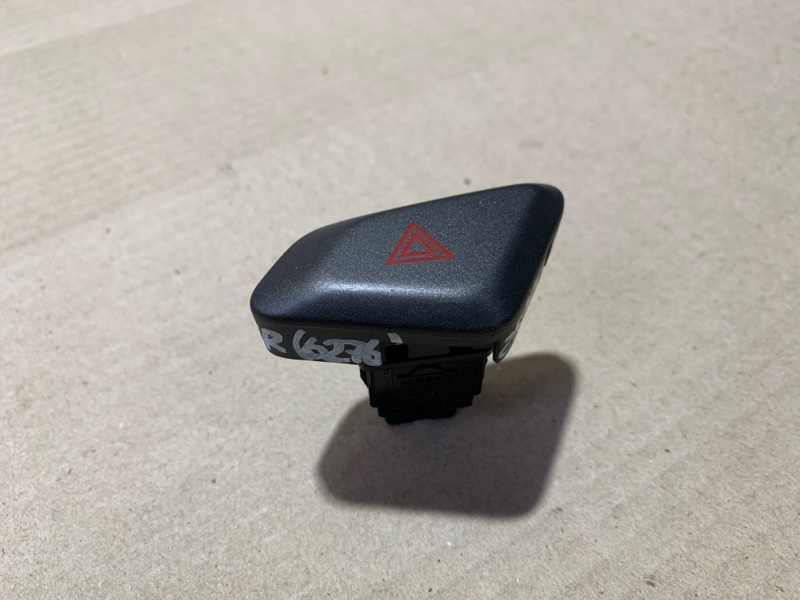 Кнопка аварийной сигнализации PATHFINDER R52 12-21 2020 R52 3.5
