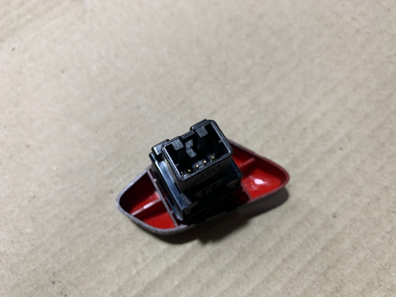 Кнопка аварийной сигнализации PATHFINDER R52 12-21 2020 R52 3.5