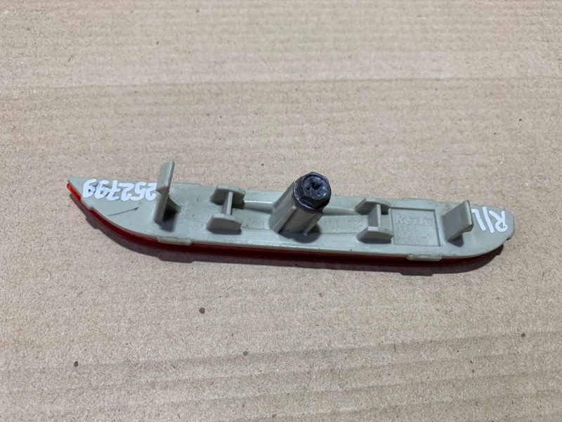 Катафот L левый PATHFINDER R52 12-21 2020 R52 3.5